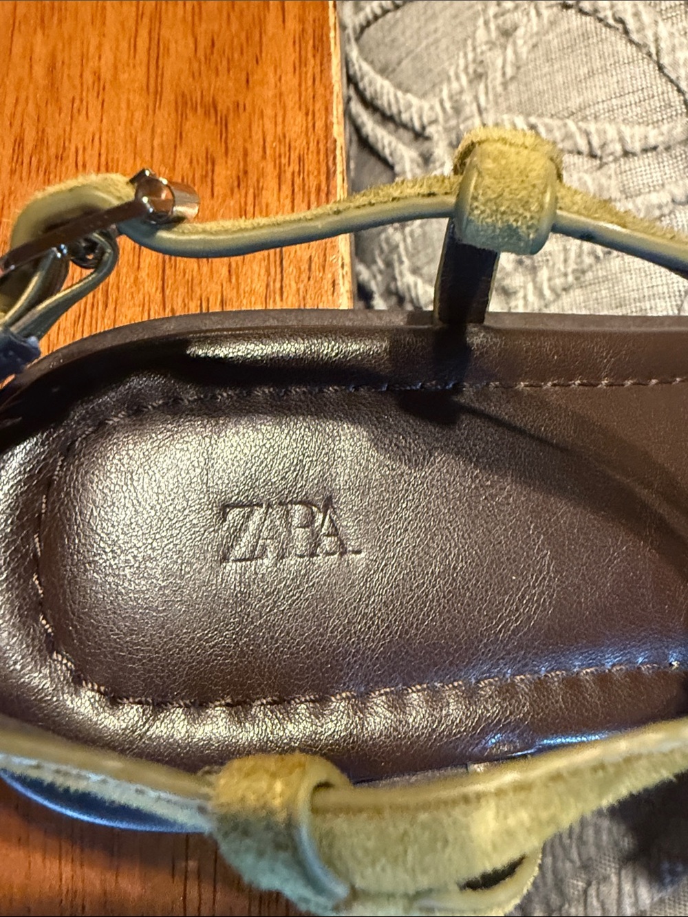 Zara Olive Green Suede Strappy Flat Sandals like new - Picture 3 of 5